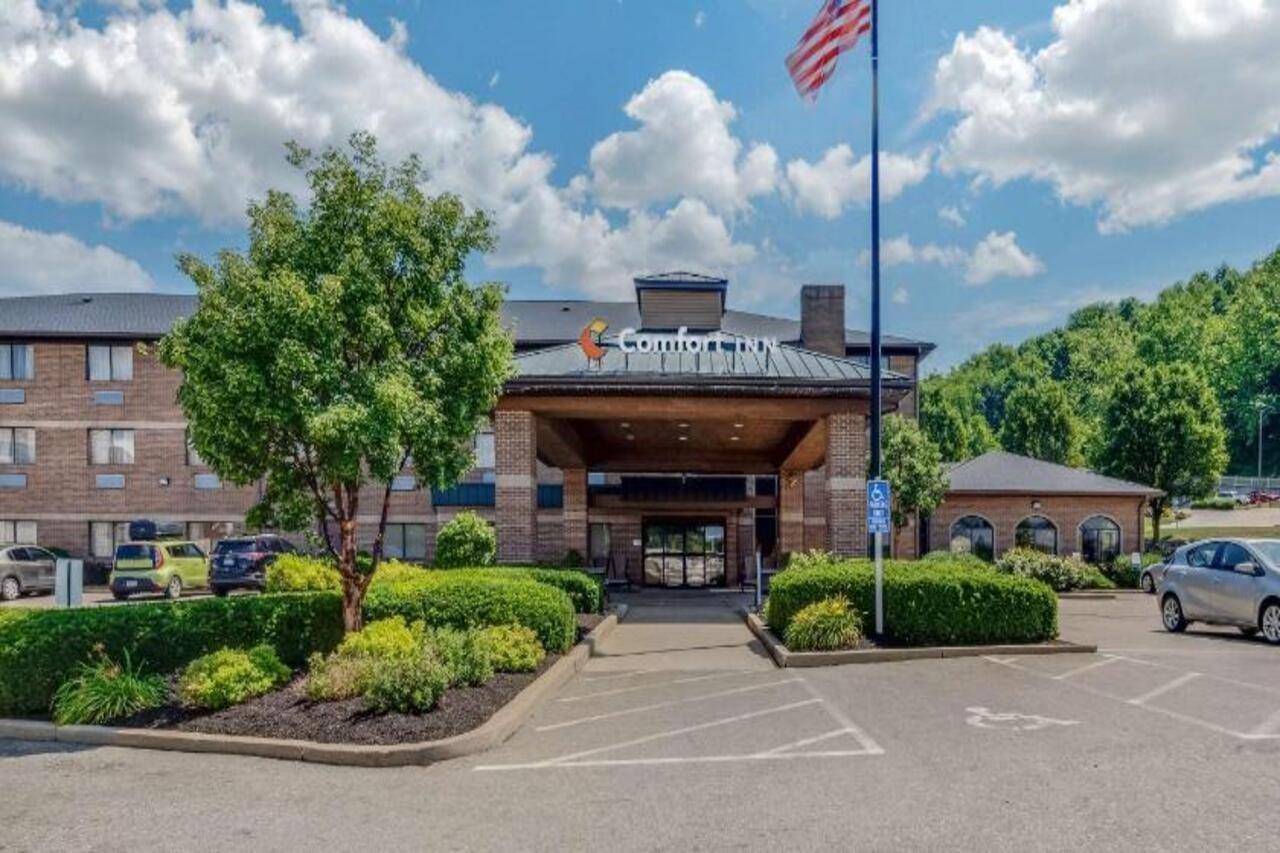 Comfort Inn Millersburg Exterior photo